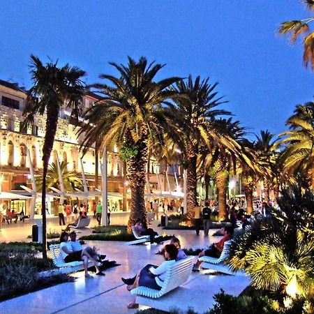Luxury Apartment Riva With A Magnificient View Split Bagian luar foto