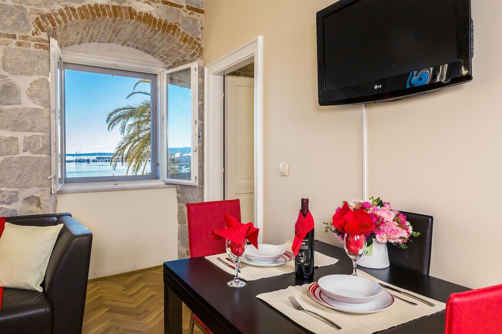 Luxury Apartment Riva With A Magnificient View Split Bagian luar foto